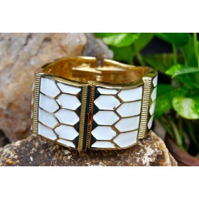 Trendy White Bracelet